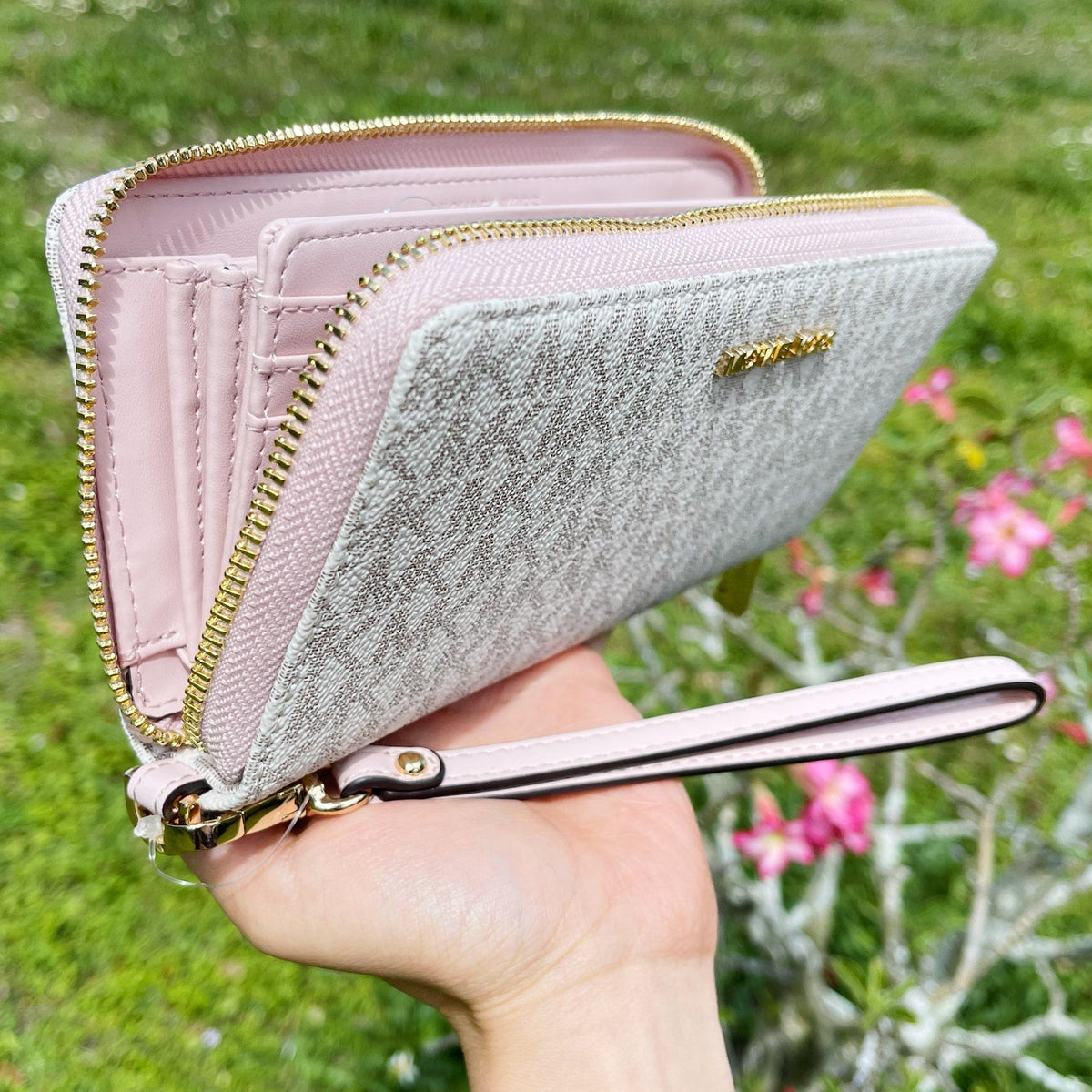 Designer Wallets Rose Gold Michael Kors Wallet Michael Kors JetSet