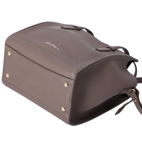 Salvatore Ferragamo Amy Handbag Gray Beige Leather Small Crossbody Salvatore Ferragamo Handbags