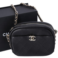 GabysBags elegant handbag exterior design